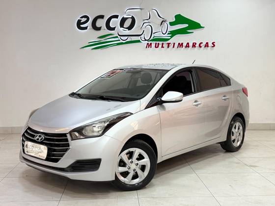 HYUNDAI HB20S 1.6 COMFORT PLUS 16V FLEX 4P MANUAL